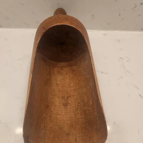 Antique Wooden Handled Scoop - Picture 2 of 3
